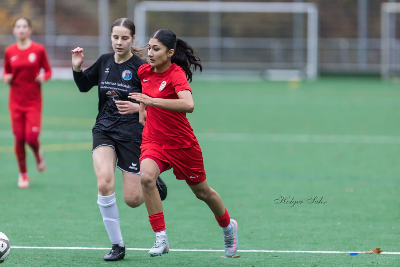 Bild 379 - wCJ VfL Pinneberg - Eimsbuettler TV : Ergebnis: 0:3